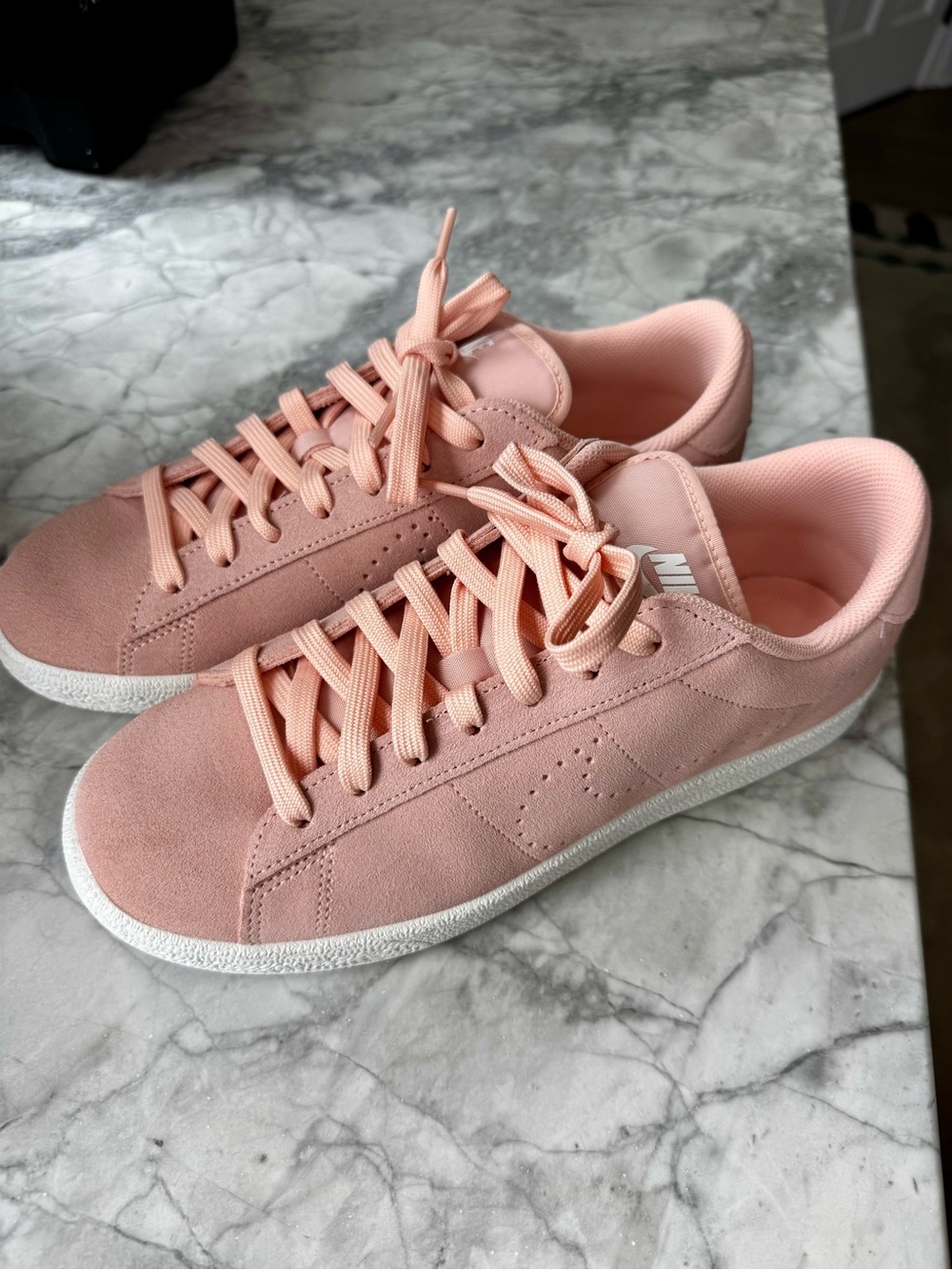Nike Women’s Pink Suede Low Top Sneakers Size 8.5